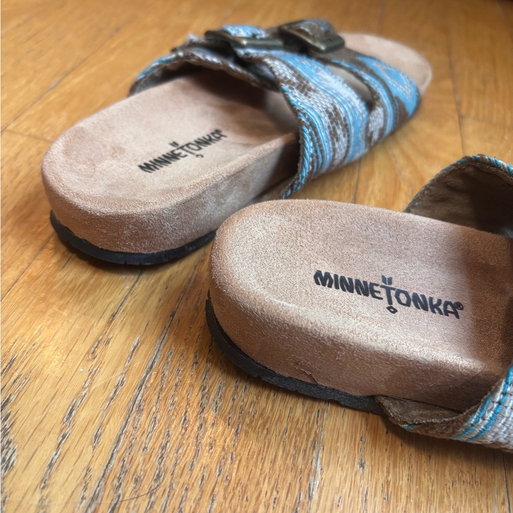 Minnetonka Contour Sandals - Picture 5 of 6